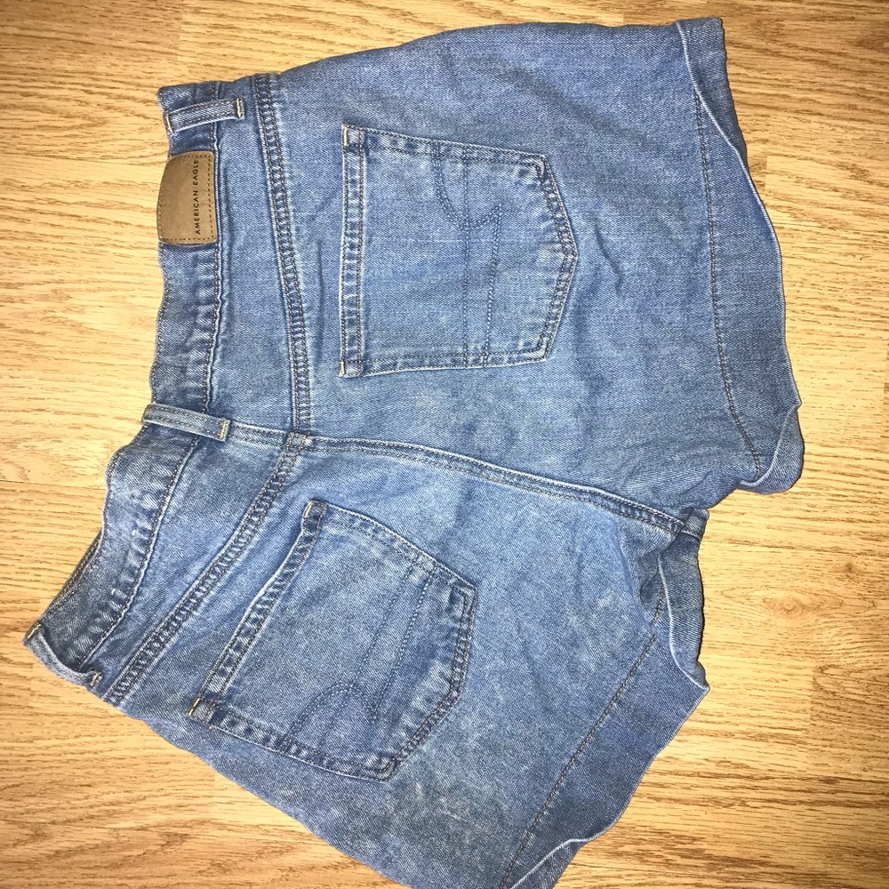 American Eagle mom jean shorts